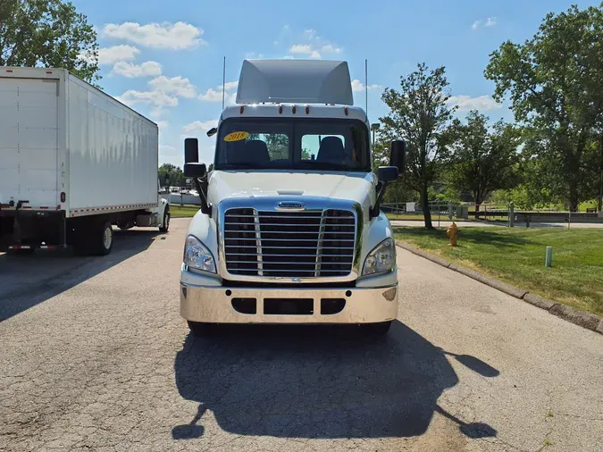 2018 FREIGHTLINER/MERCEDES CASCADIA 125