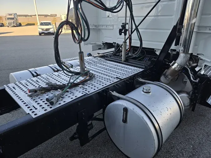 2024 VOLVO VNR64T3006a9ef63fff86cda173b7e41345aa0b16