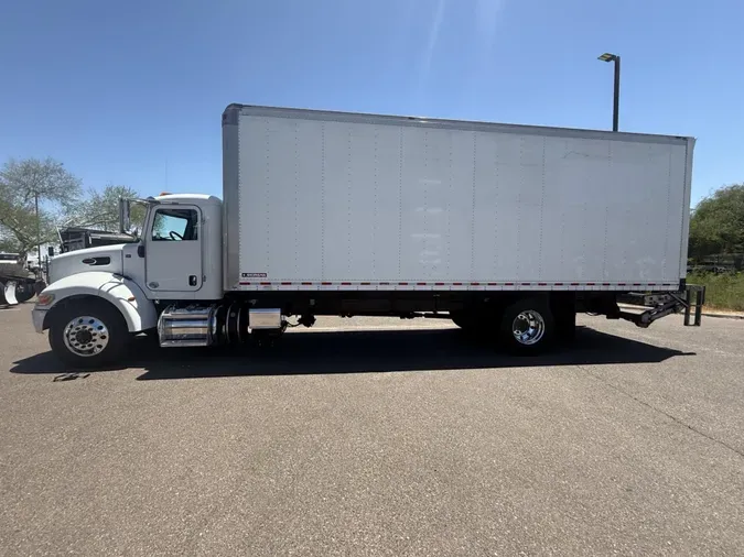 2020 Peterbilt 337