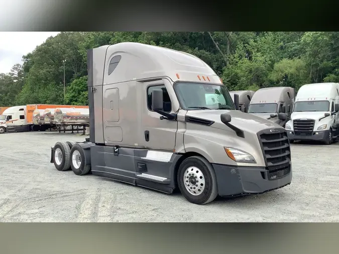 2021 Freightliner Cascadia6aa04fdca11837d6f465b9f3b5ceaa30