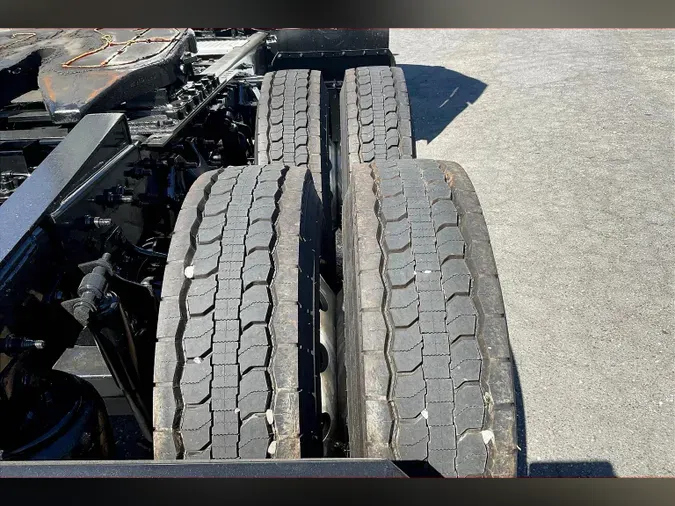 2022 INT LT625 6x4