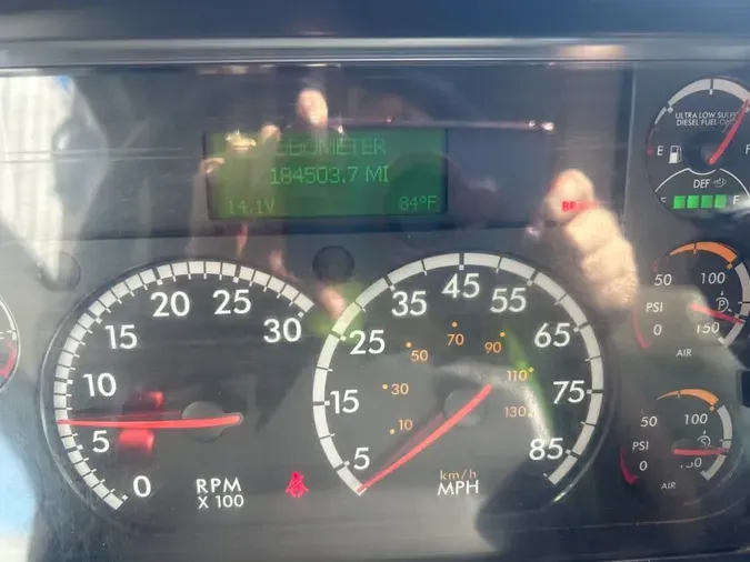 2020 FREIGHTLINER/MERCEDES M2 106