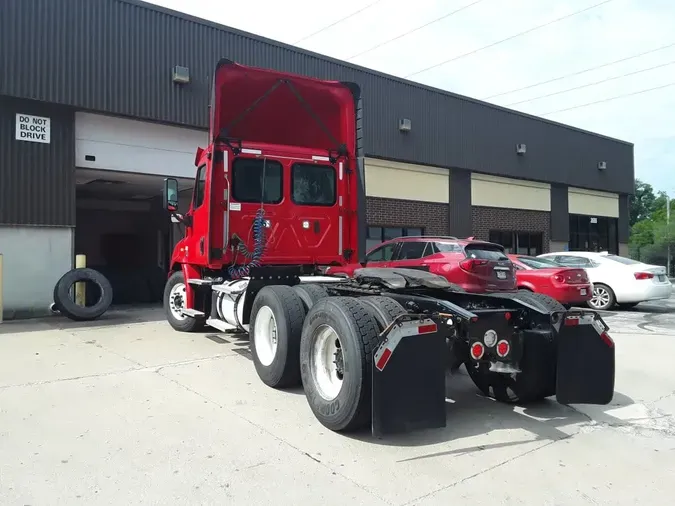 2020 FREIGHTLINER/MERCEDES CASCADIA 1136aac72674d999ff9bbffd9a3a3bf1ccf