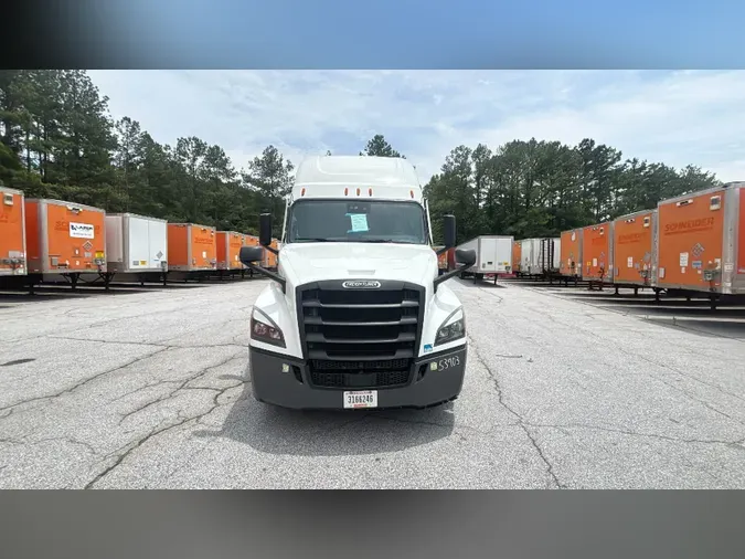 2023 Freightliner Cascadia 126