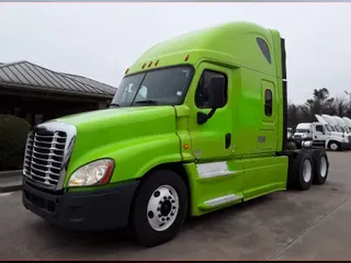 2014 Freightliner CASCADIA 125