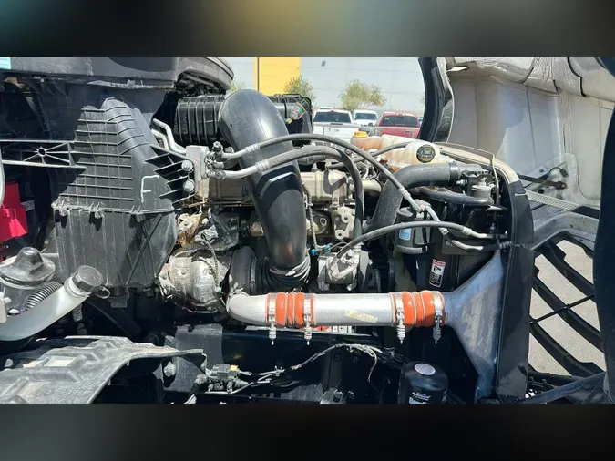 2024 Freightliner Cascadia 126