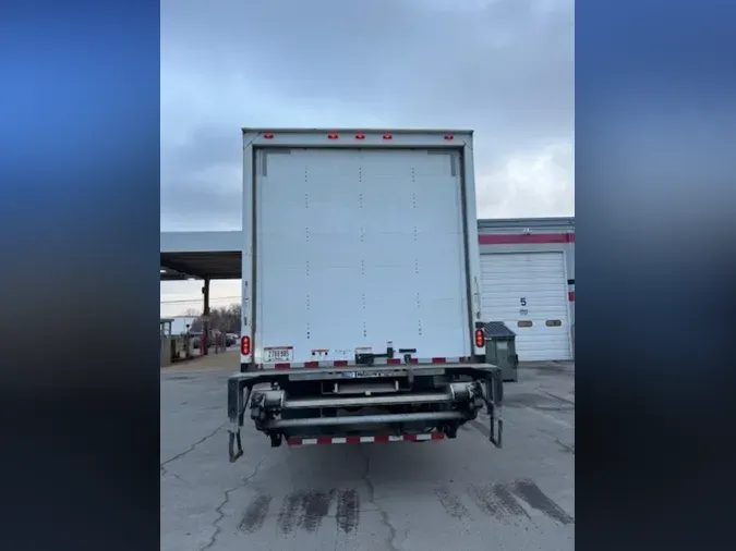 2019 FREIGHTLINER/MERCEDES M2 106