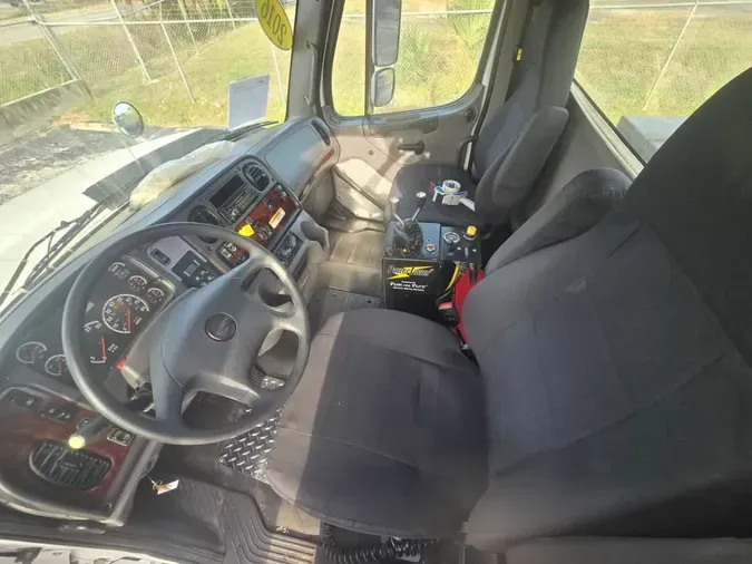 2016 FREIGHTLINER/MERCEDES 114SD