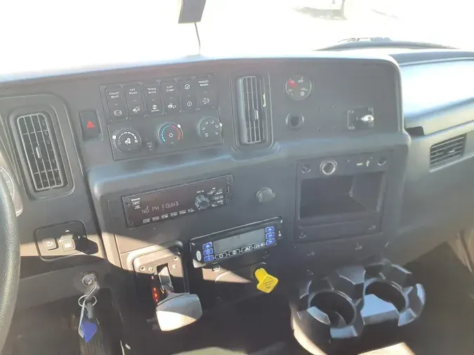 2020 NAVISTAR INTERNATIONAL MV607 (4X2)