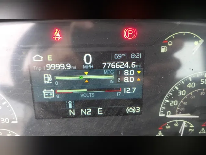 2019 Volvo VNL300