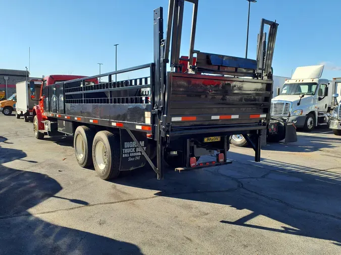 2015 FREIGHTLINER/MERCEDES M2 106