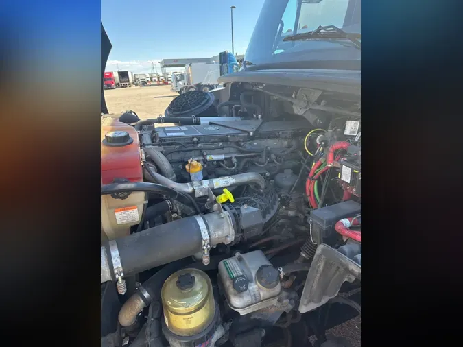 2018 FREIGHTLINER/MERCEDES M2 112