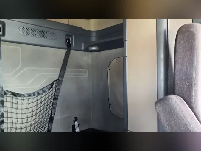 2020 FREIGHTLINER/MERCEDES CASCADIA 125