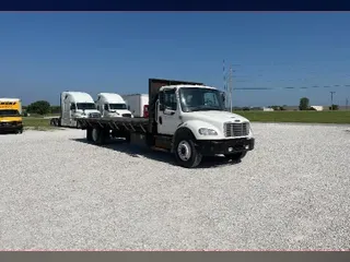 2018 FREIGHTLINER M2