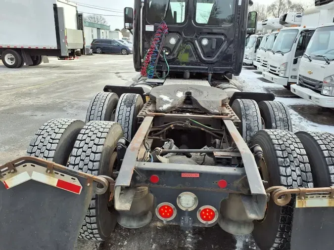 2019 FREIGHTLINER/MERCEDES CASCADIA 125