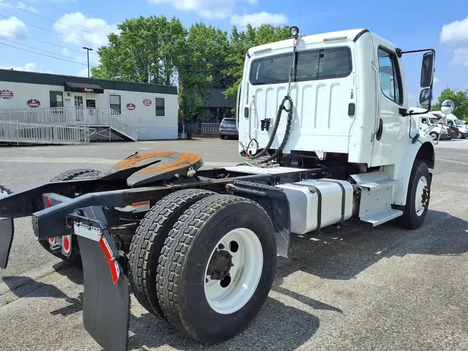2018 FREIGHTLINER/MERCEDES M2 106