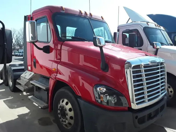 2019 FREIGHTLINER/MERCEDES CASCADIA 125