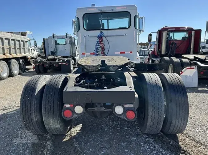 2011 PETERBILT 337