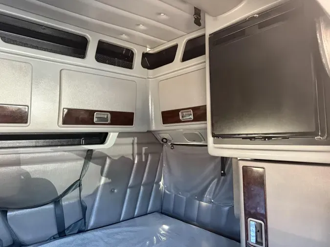 2023 Peterbilt 3896acfa9cc92736ce5e5356a8bb73a213d