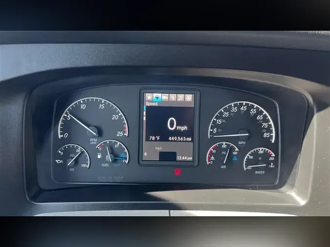 2021 FREIGHTLINER CA126