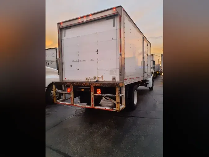 2019 FREIGHTLINER/MERCEDES M2 106