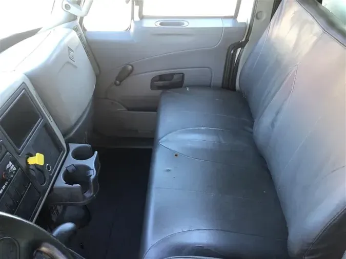 2019 INTERNATIONAL 4300