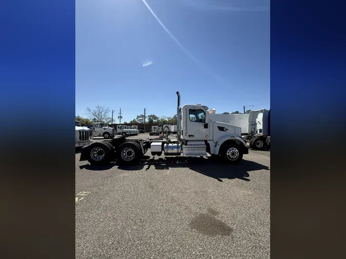 2019 Peterbilt 567