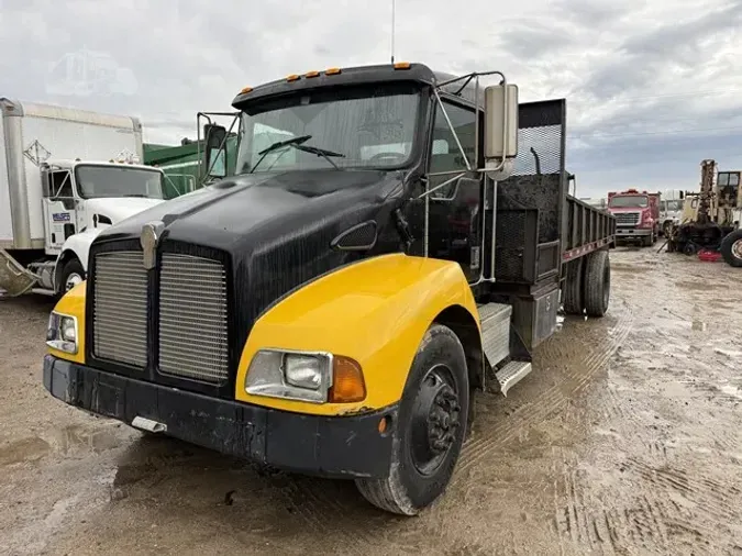 2000 KENWORTH T3006adb3640292ff868e7adaec3a0cbd09e