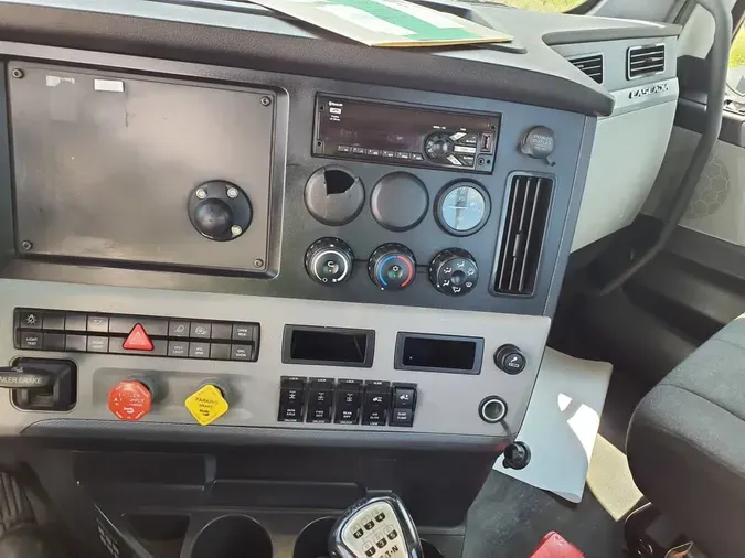 2019 FREIGHTLINER NEW CASCADIA PX12664