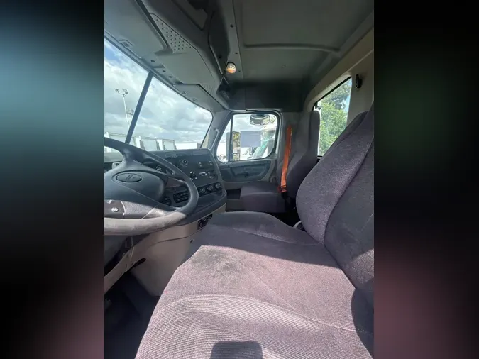 2018 FREIGHTLINER/MERCEDES CASCADIA 125