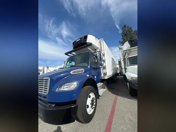 2018 FREIGHTLINER M2 106