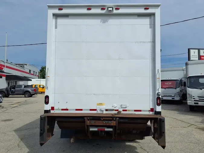 2018 ISUZU NRR