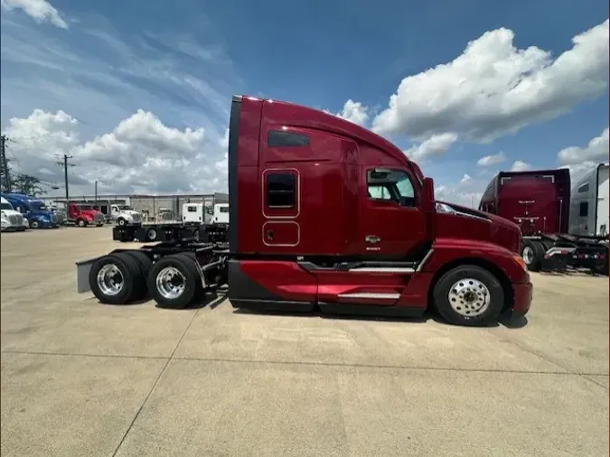 2025 Kenworth T680