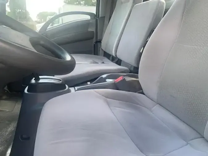 2020 Isuzu NPR-HD