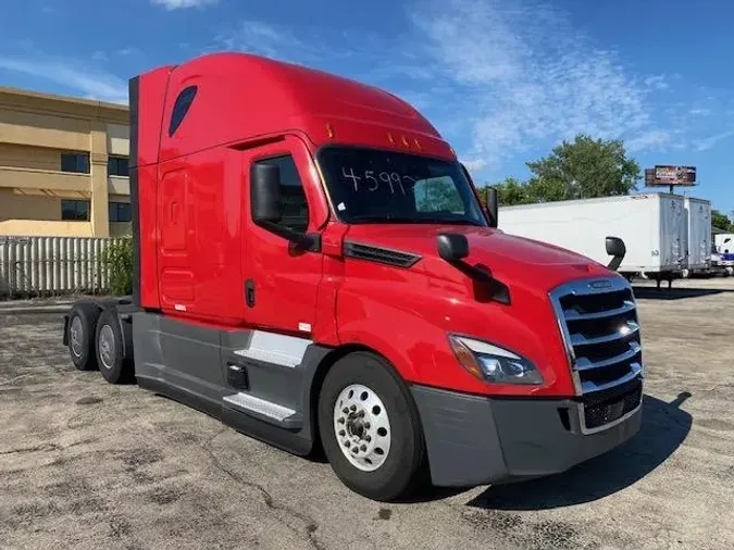 2022 Freightliner Cascadia