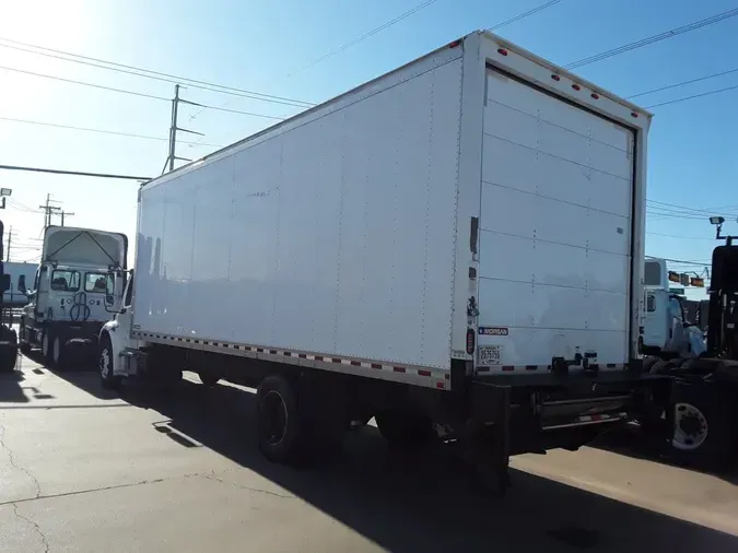 2018 FREIGHTLINER M2 106