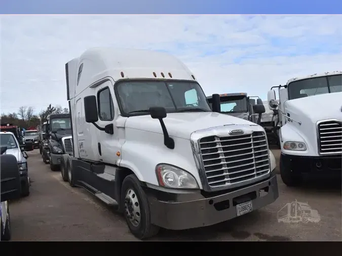 2014 FREIGHTLINER CASCADIA 125