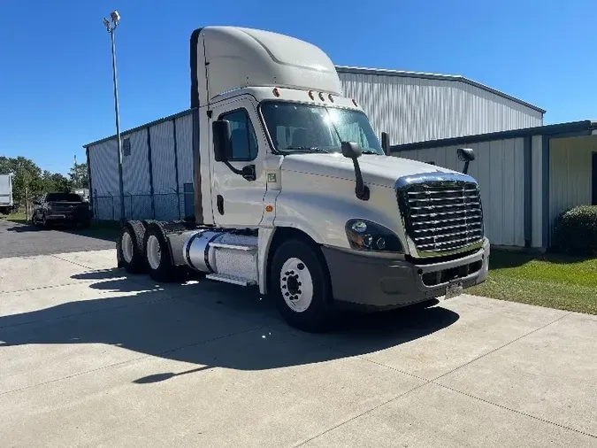 2017 Freightliner X12564ST6aee95574f6304f829cc2334bf7bee2d