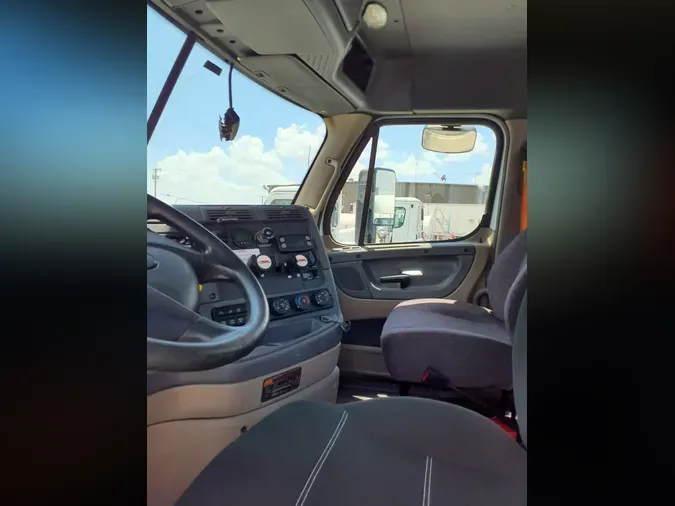 2018 FREIGHTLINER CASCADIA 125