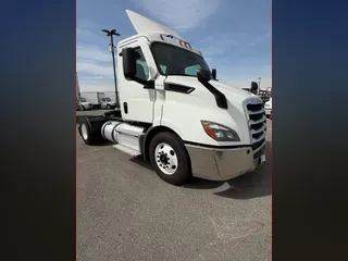 2020 FREIGHTLINER/MERCEDES NEW CASCADIA 116