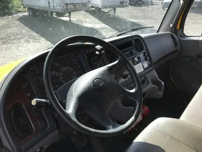 2019 Freightliner M2