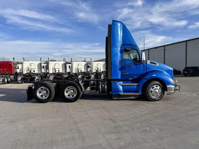 2021 KENWORTH T6806af6026322153274001436950091a40e