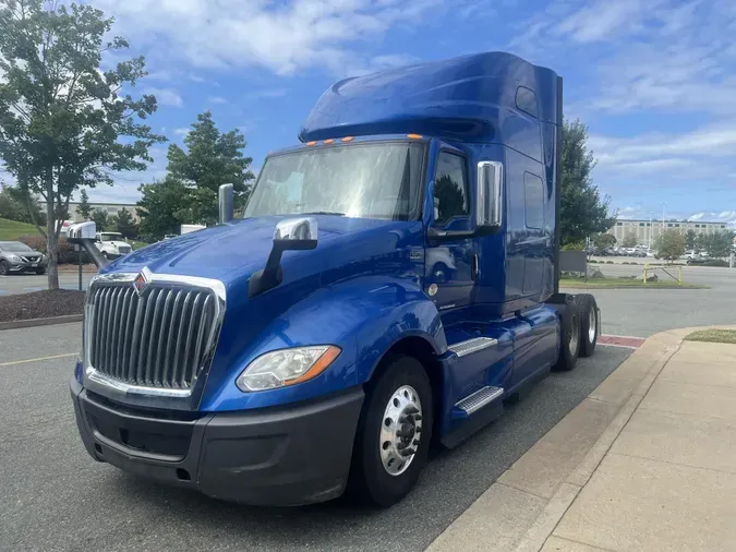 2020 International LT625