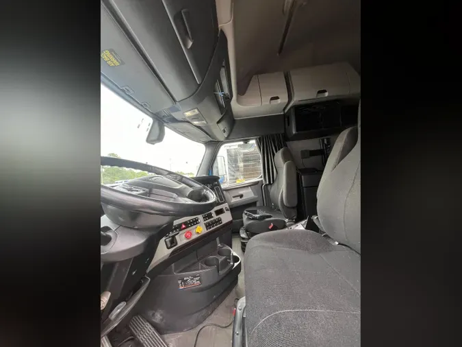 2019 FREIGHTLINER/MERCEDES NEW CASCADIA PX12664