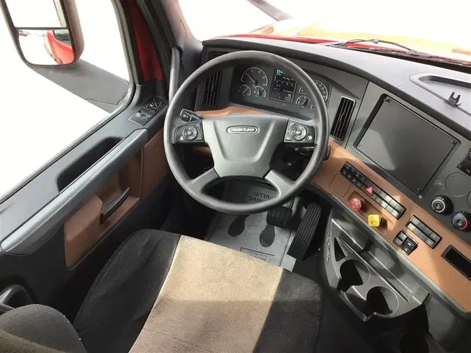 2020 FREIGHTLINER CASCADIA