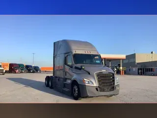 2023 Freightliner Cascadia 126