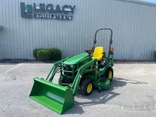 2017 John Deere 1025R