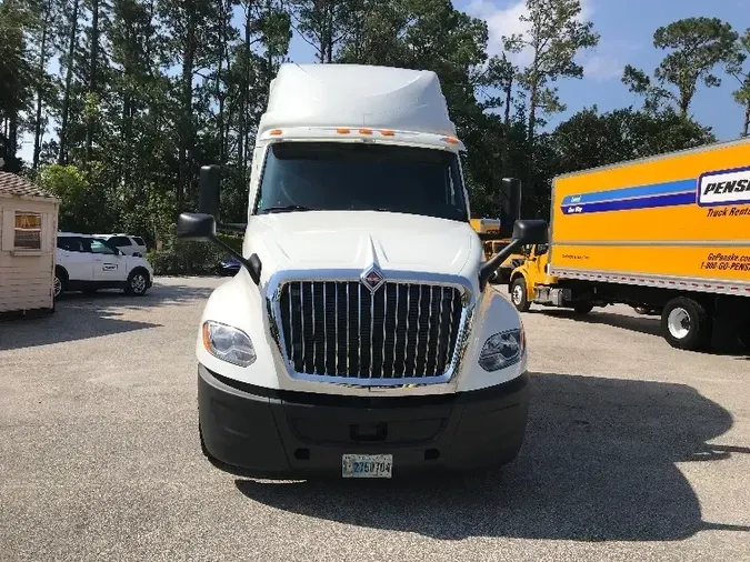 2019 International LT625