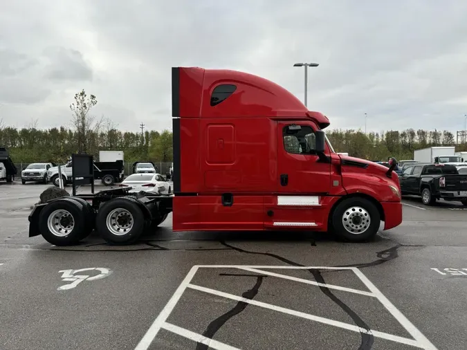 2020 Freightliner Cascadia