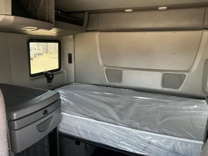 2019 International LT625